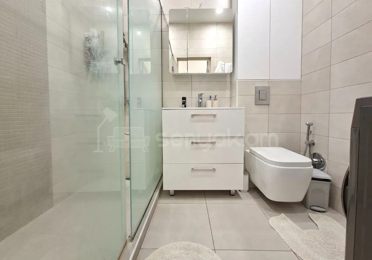 4 Սենյականոց Բնակարան Նորակառույցում, 93քմ, 10/12 հարկ, Կապիտալ Վերանորոգված