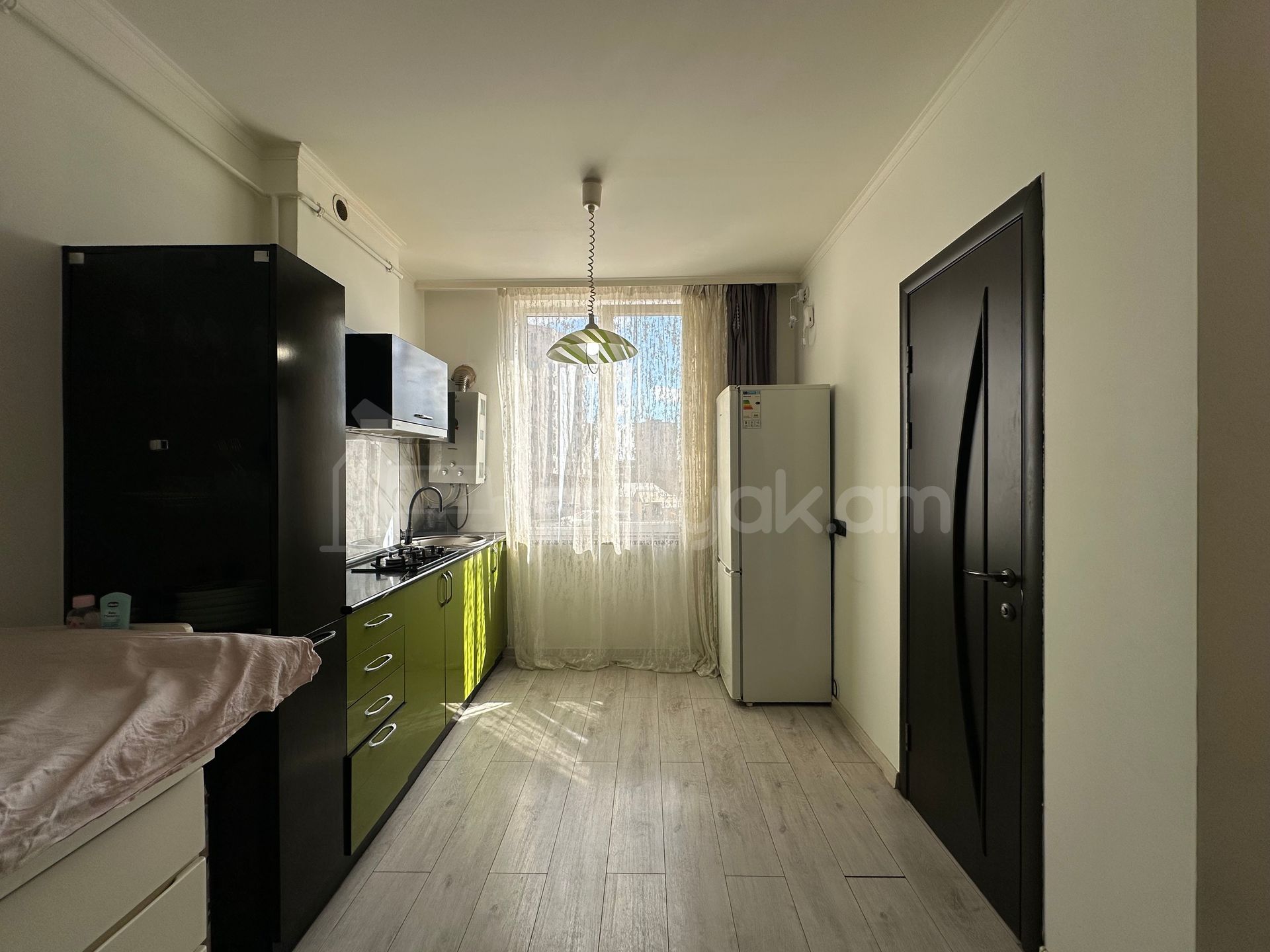 2 Սենյականոց Բնակարան, 32քմ, 2/11 հարկ, Կապիտալ Վերանորոգված