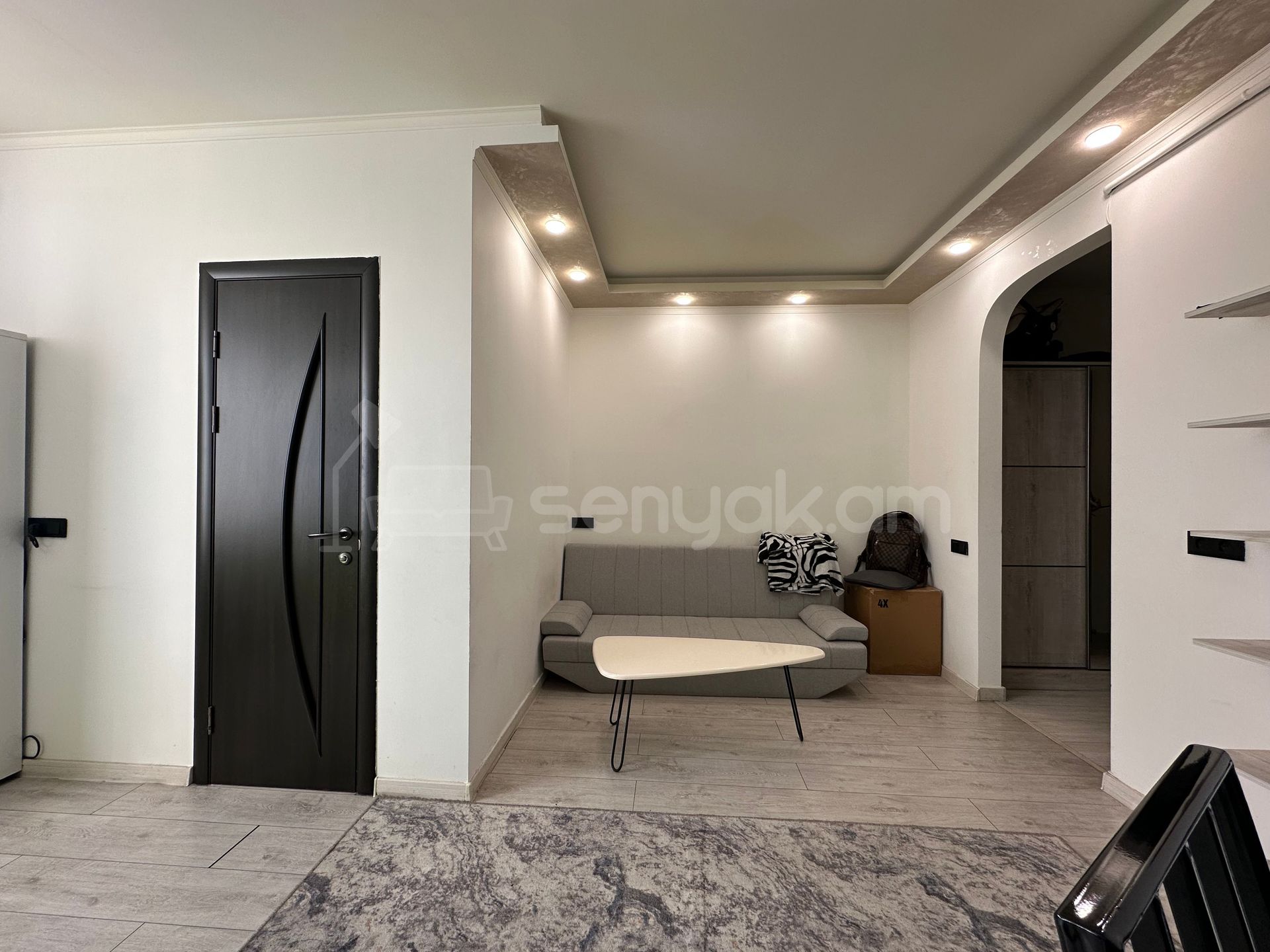 2 Սենյականոց Բնակարան, 32քմ, 2/11 հարկ, Կապիտալ Վերանորոգված