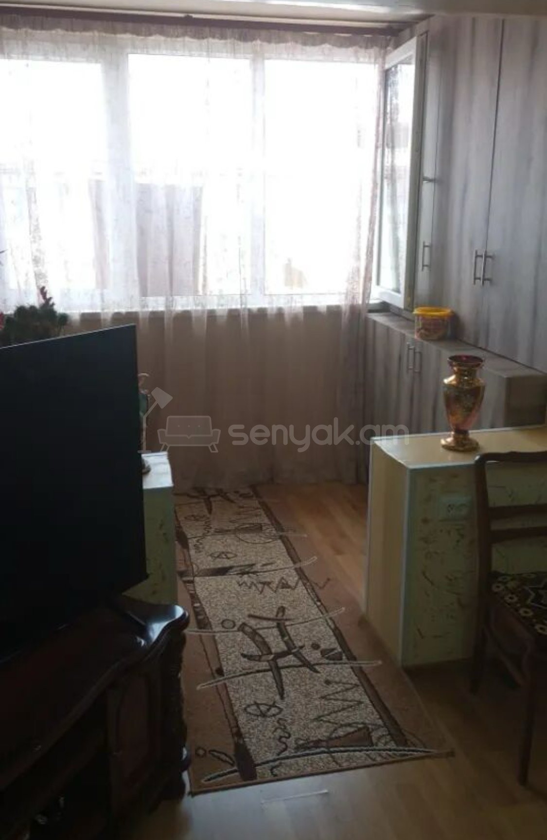 3 Սենյականոց Բնակարան Քարե Շենքում, 66քմ, 4/4 հարկ, Կապիտալ Վերանորոգված