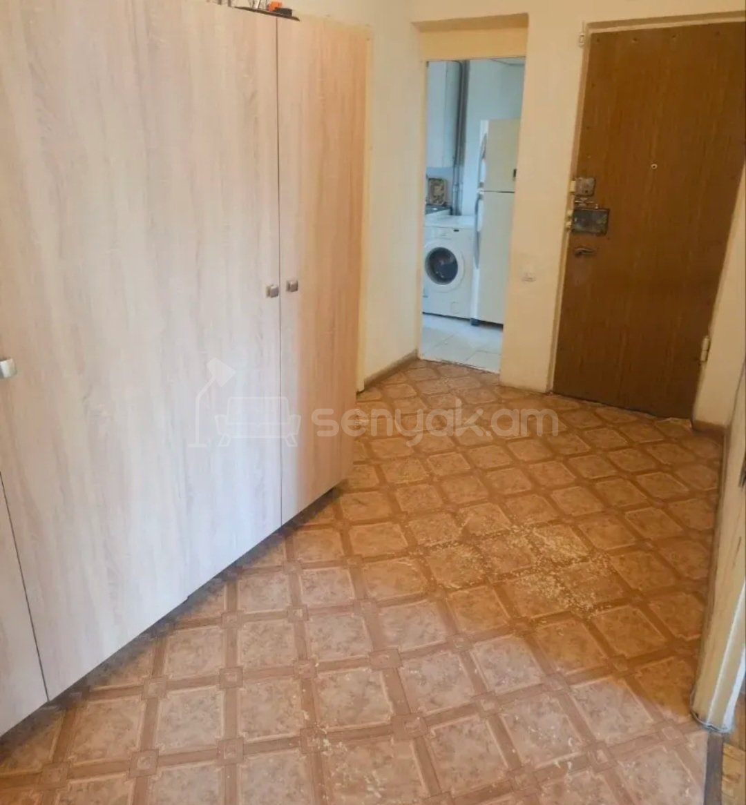 3 Սենյականոց Բնակարան, 76քմ, 3/9 հարկ, Նորմալ Վիճակում