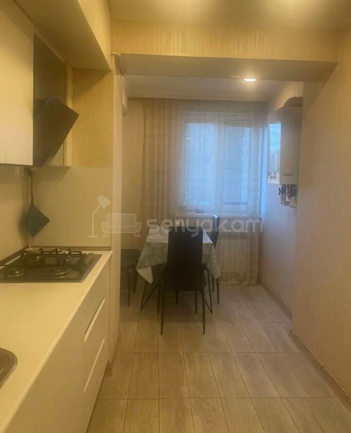 3 Սենյականոց Բնակարան, 93քմ, 13/16 հարկ, Կապիտալ Վերանորոգված