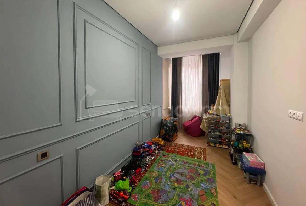 4 Սենյականոց Բնակարան, 124քմ, 8/9 հարկ, Կապիտալ Վերանորոգված