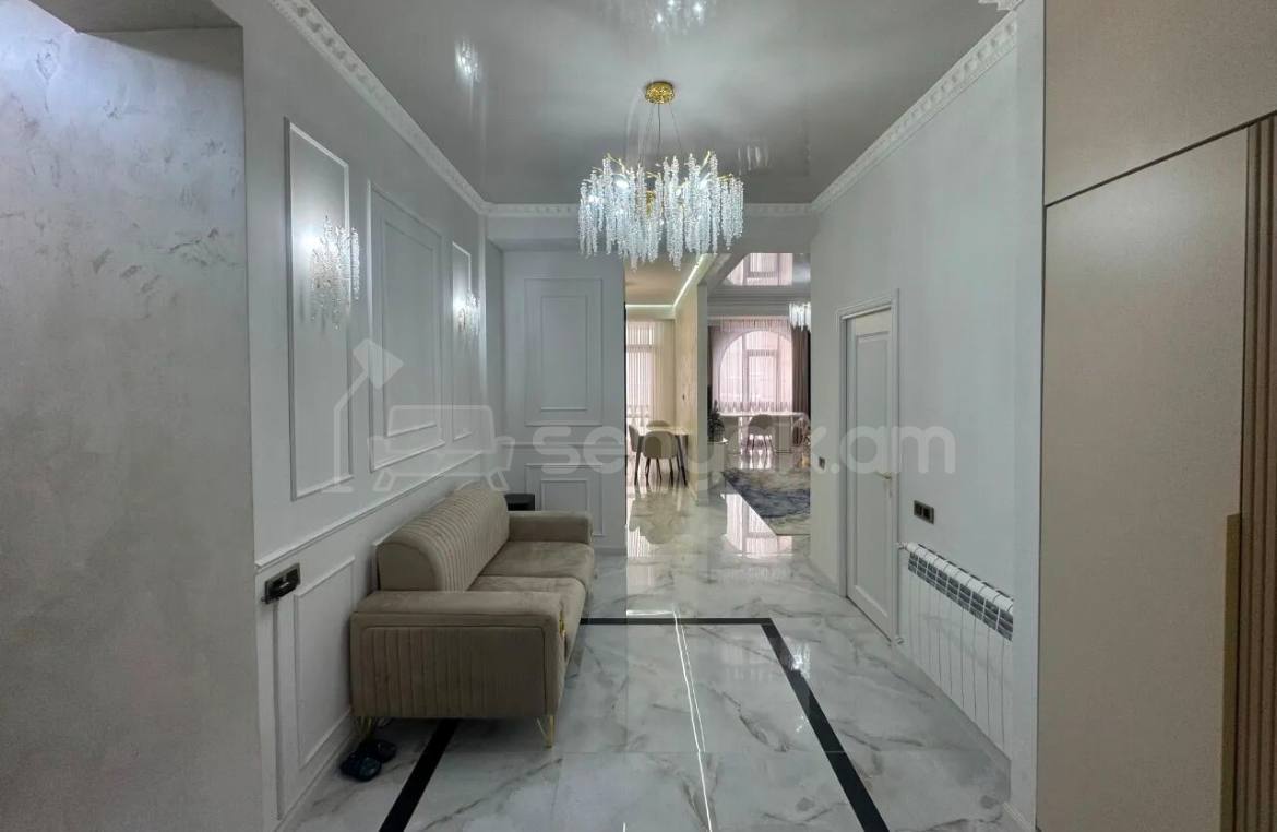 4 Սենյականոց Բնակարան, 124քմ, 8/9 հարկ, Կապիտալ Վերանորոգված