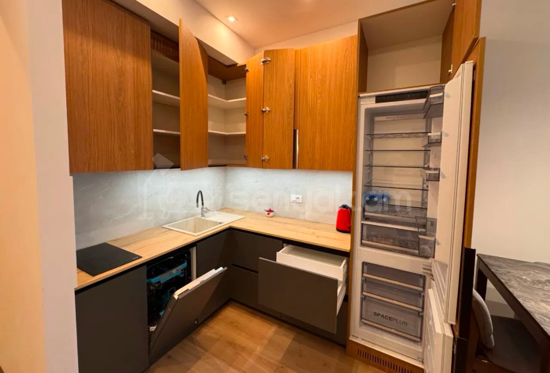 1 Սենյականոց Բնակարան Նորակառույցում, 44քմ, 12/18 հարկ, Դիզայներական Վերանորոգված