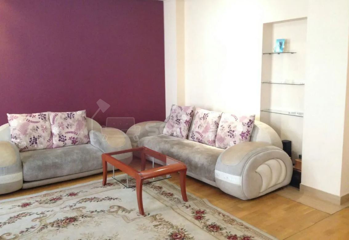 4 Սենյականոց Բնակարան Քարե Շենքում, 184քմ, 5/5 հարկ, Կապիտալ Վերանորոգված, Կահավորված, Արևկող