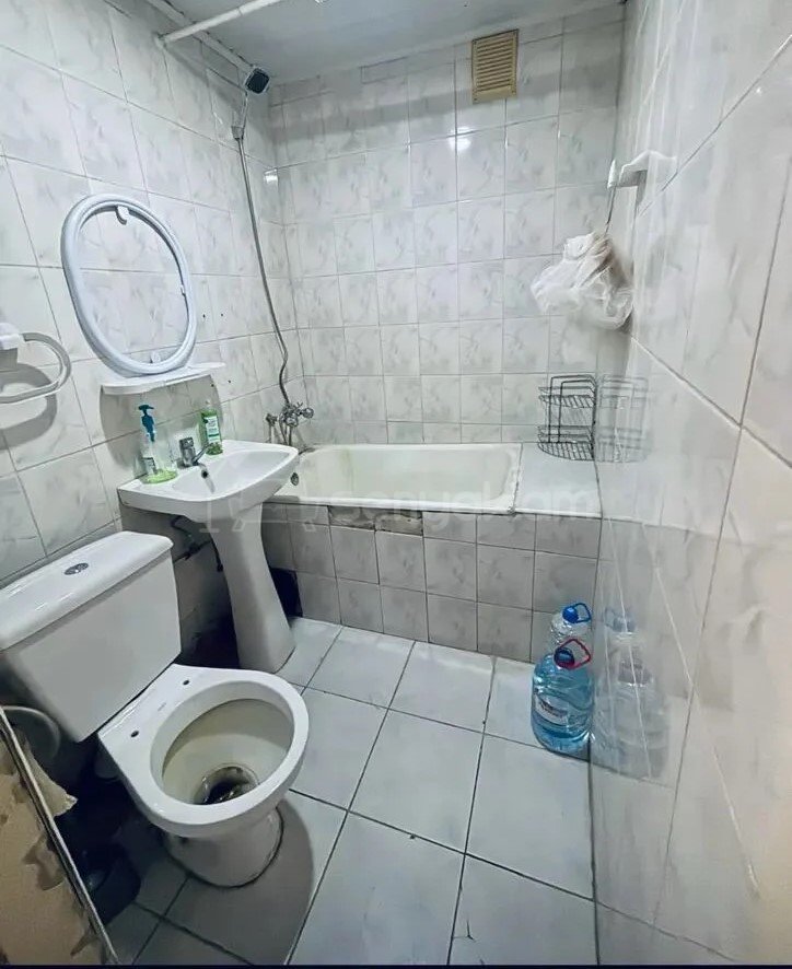 1 Սենյականոց Բնակարան, 38քմ, 4/4 հարկ, Նորմալ Վիճակում