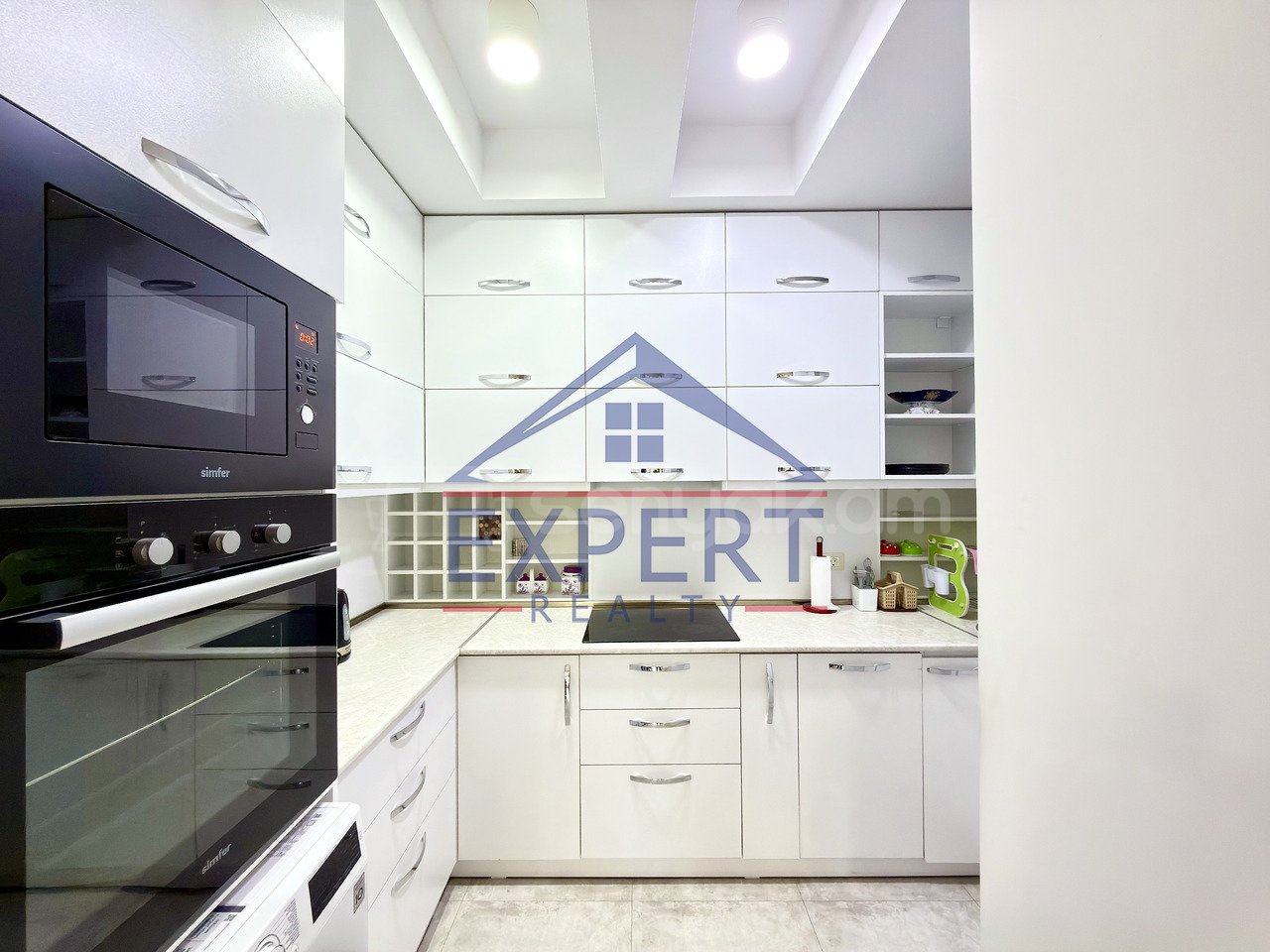 2 Սենյականոց Բնակարան Նորակառույցում, 72քմ, 8/18 հարկ, Դիզայներական Վերանորոգված, Կահավորված, Արևկող