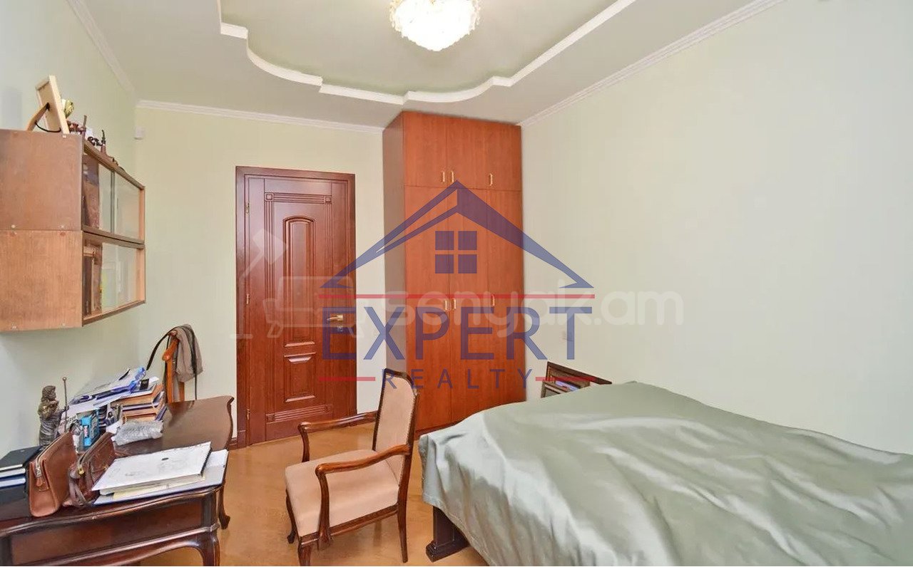 4 Սենյականոց Բնակարան Նորակառույցում, 138քմ, 8/17 հարկ, Նորմալ Վիճակում