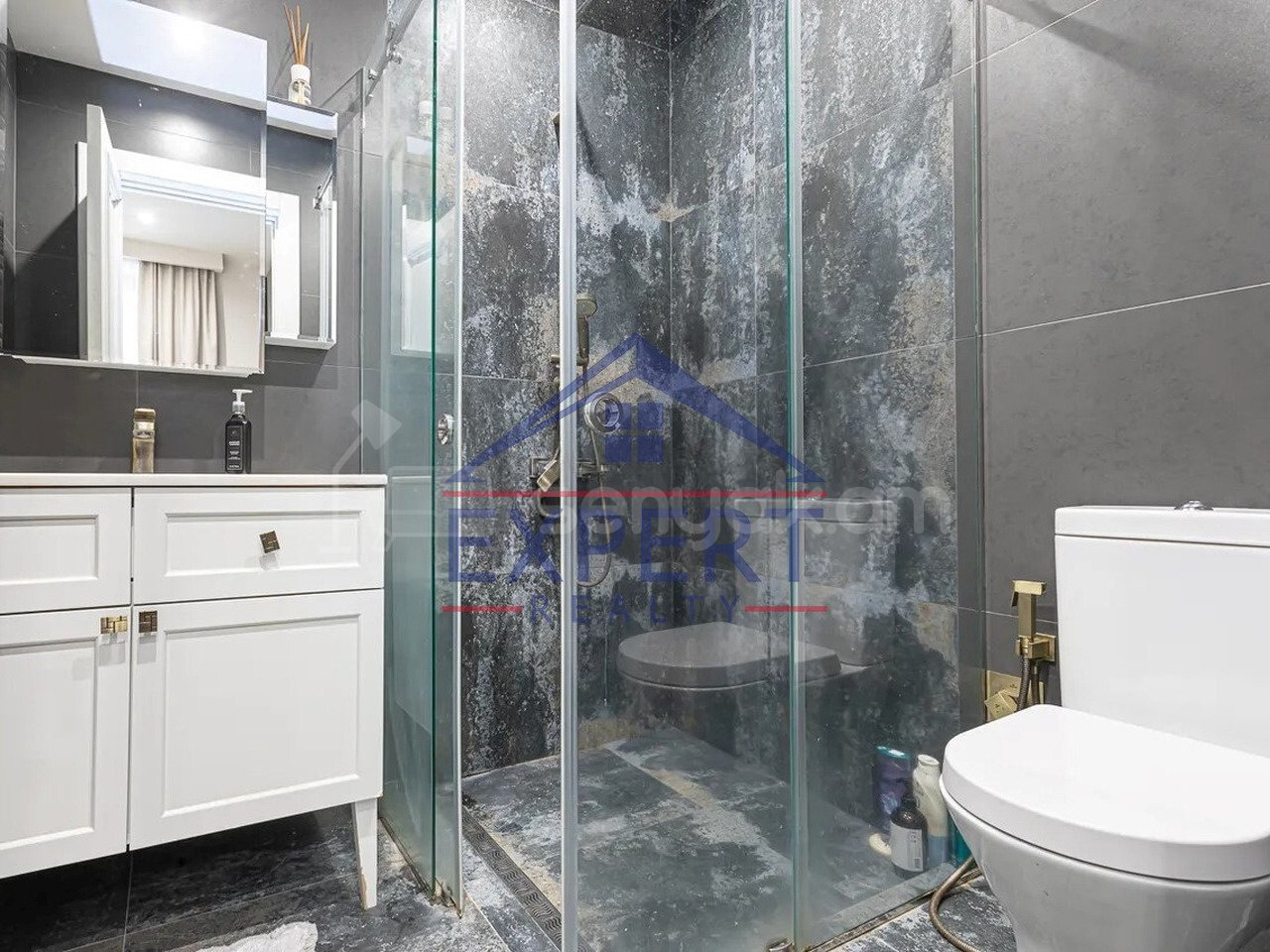 4 Սենյականոց Բնակարան Նորակառույցում, 132քմ, 14/17 հարկ, Դիզայներական Վերանորոգված