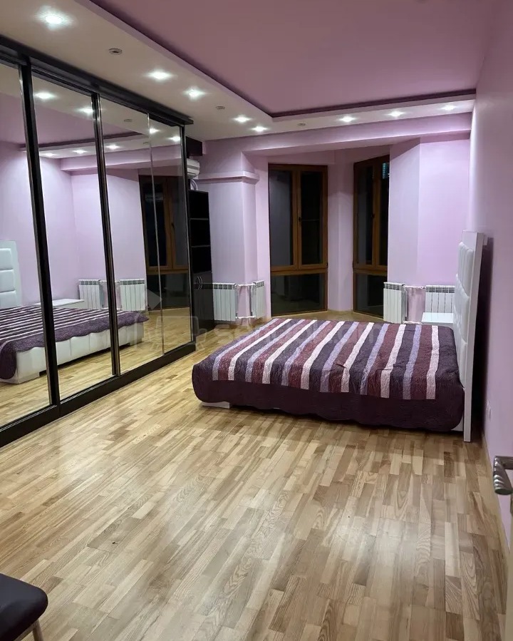 3 Սենյականոց Բնակարան Նորակառույցում, 136քմ, 6/20 հարկ, Կապիտալ Վերանորոգված