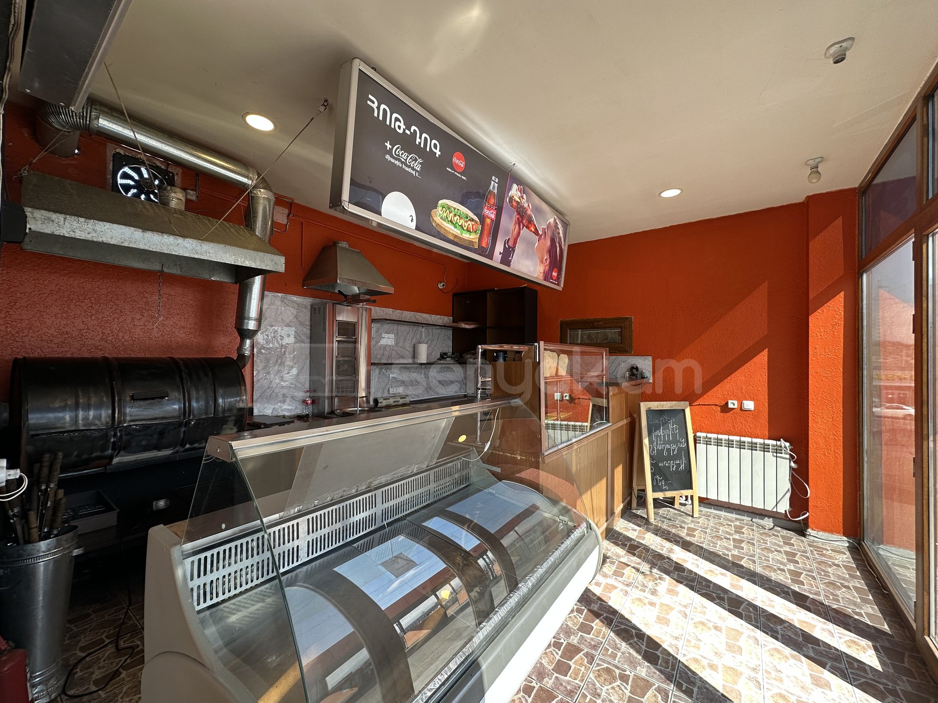 Առևտրի Տարածք, 32քմ, Կապիտալ Վերանորոգված