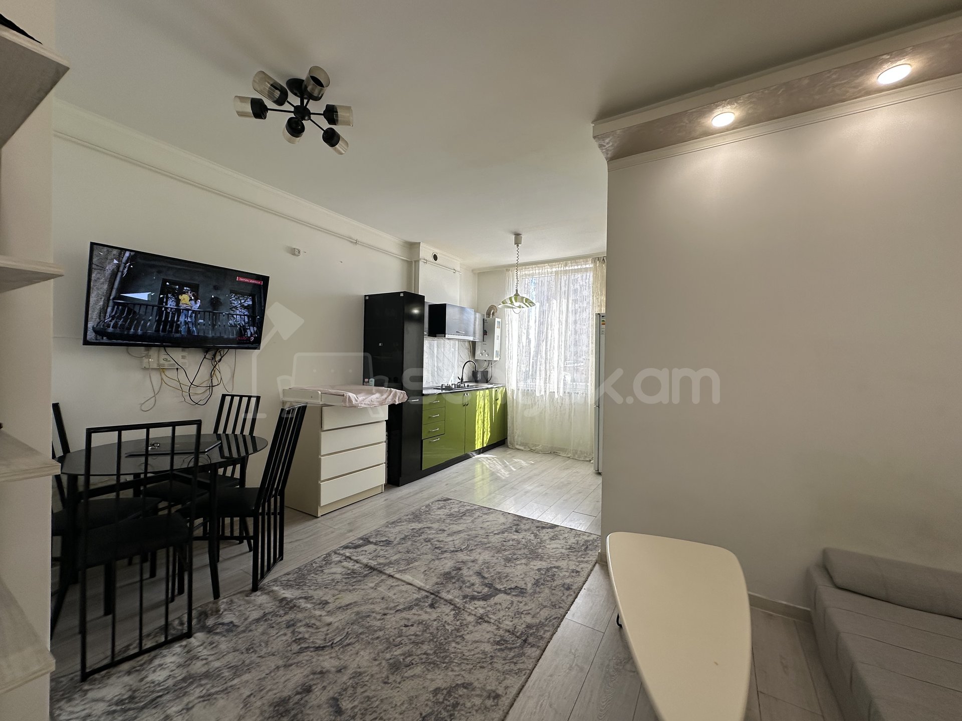 2 Սենյականոց Բնակարան Նորակառույցում, 33քմ, 2/11 հարկ, Կապիտալ Վերանորոգված