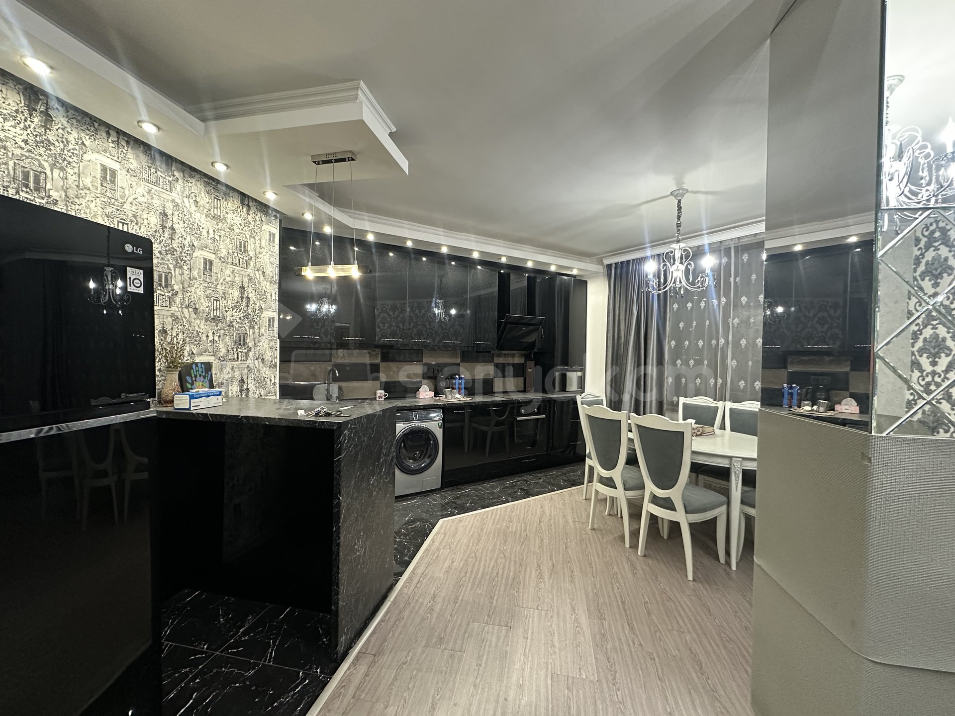 2 Սենյականոց Բնակարան Նորակառույցում, 52քմ, 8/12 հարկ, Կապիտալ Վերանորոգված