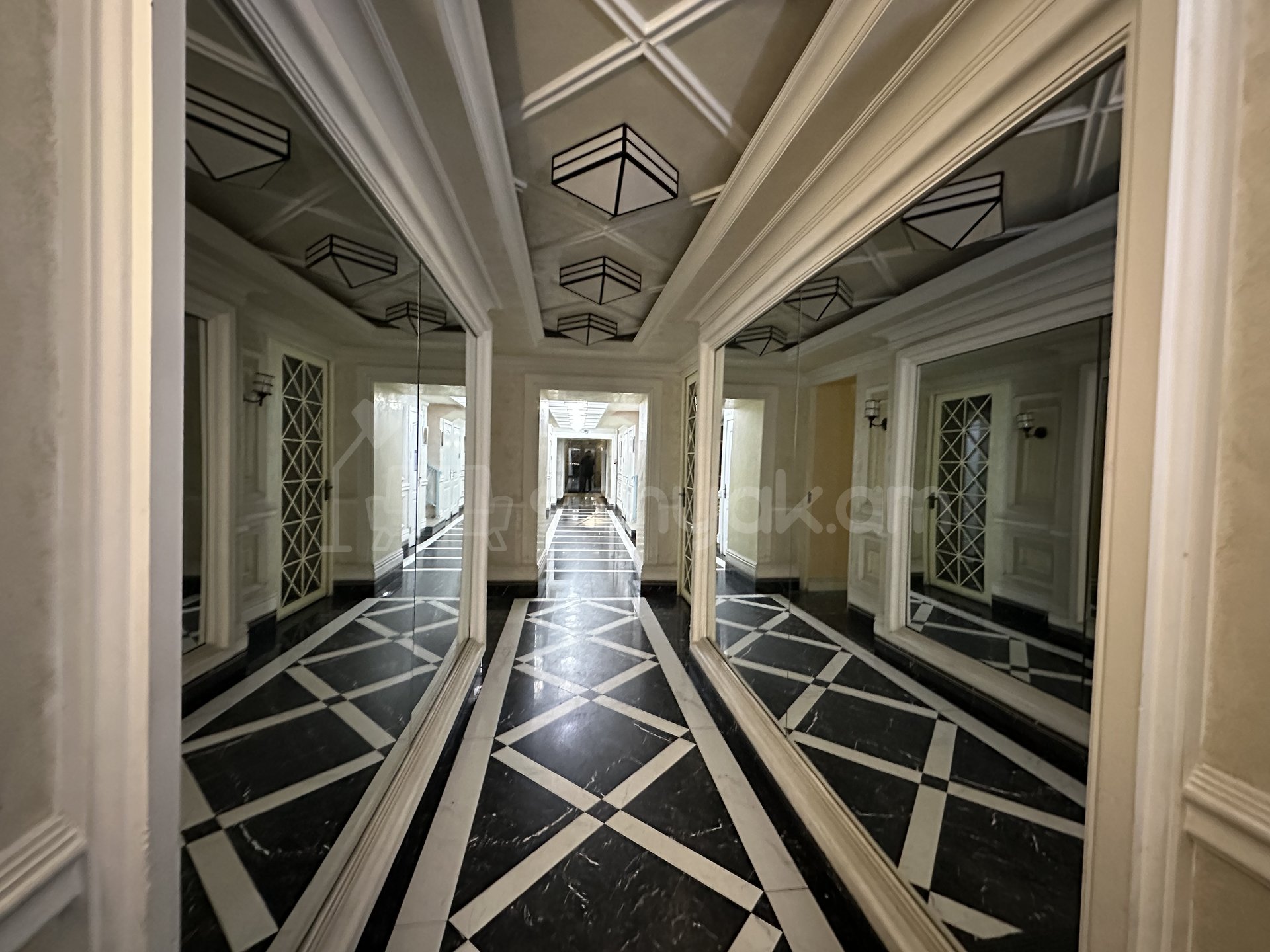 2 Սենյականոց Բնակարան Նորակառույցում, 52քմ, 8/12 հարկ, Կապիտալ Վերանորոգված