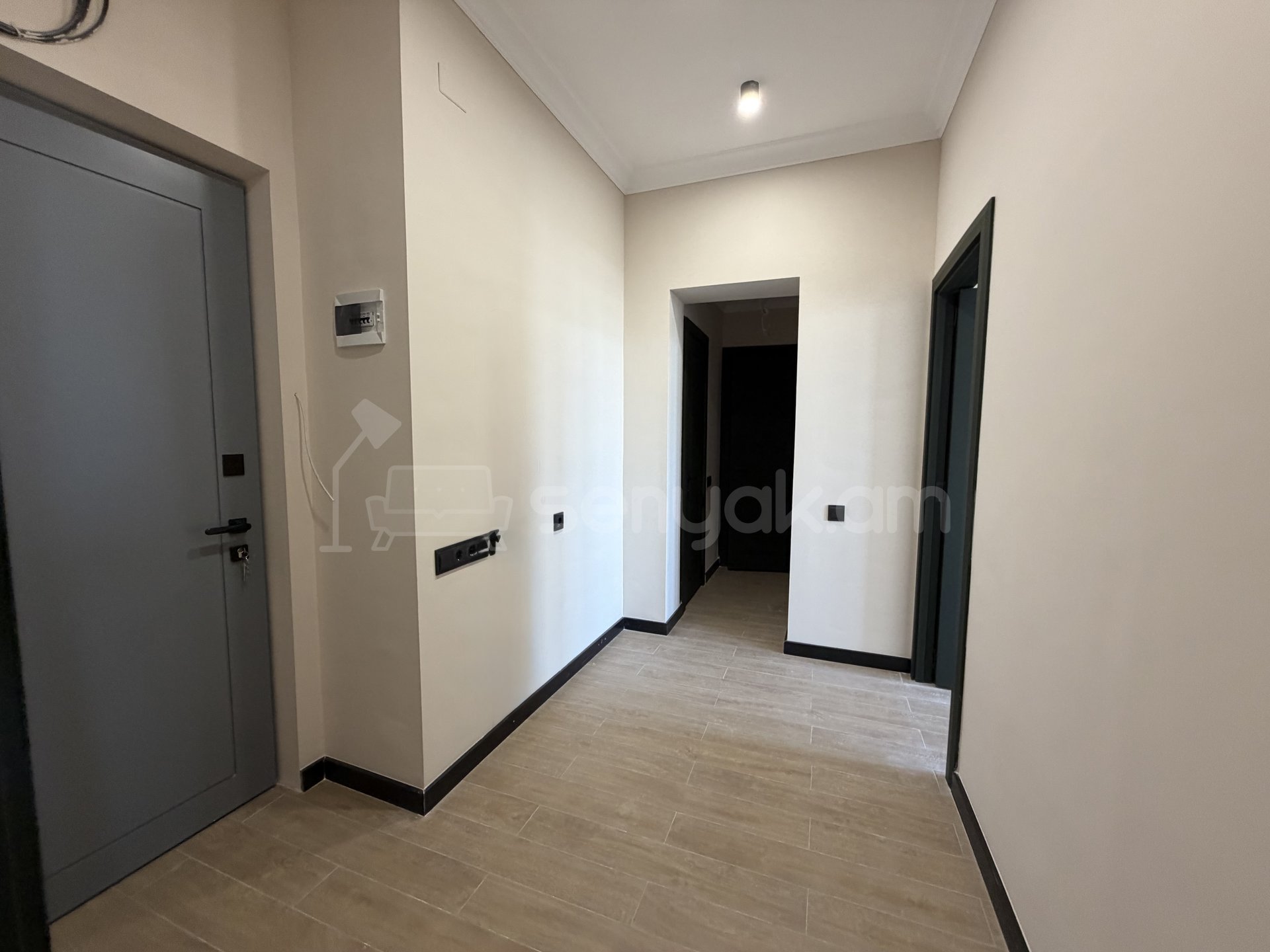 2 Սենյականոց Բնակարան Նորակառույցում, 52քմ, 9/18 հարկ, Կապիտալ Վերանորոգված
