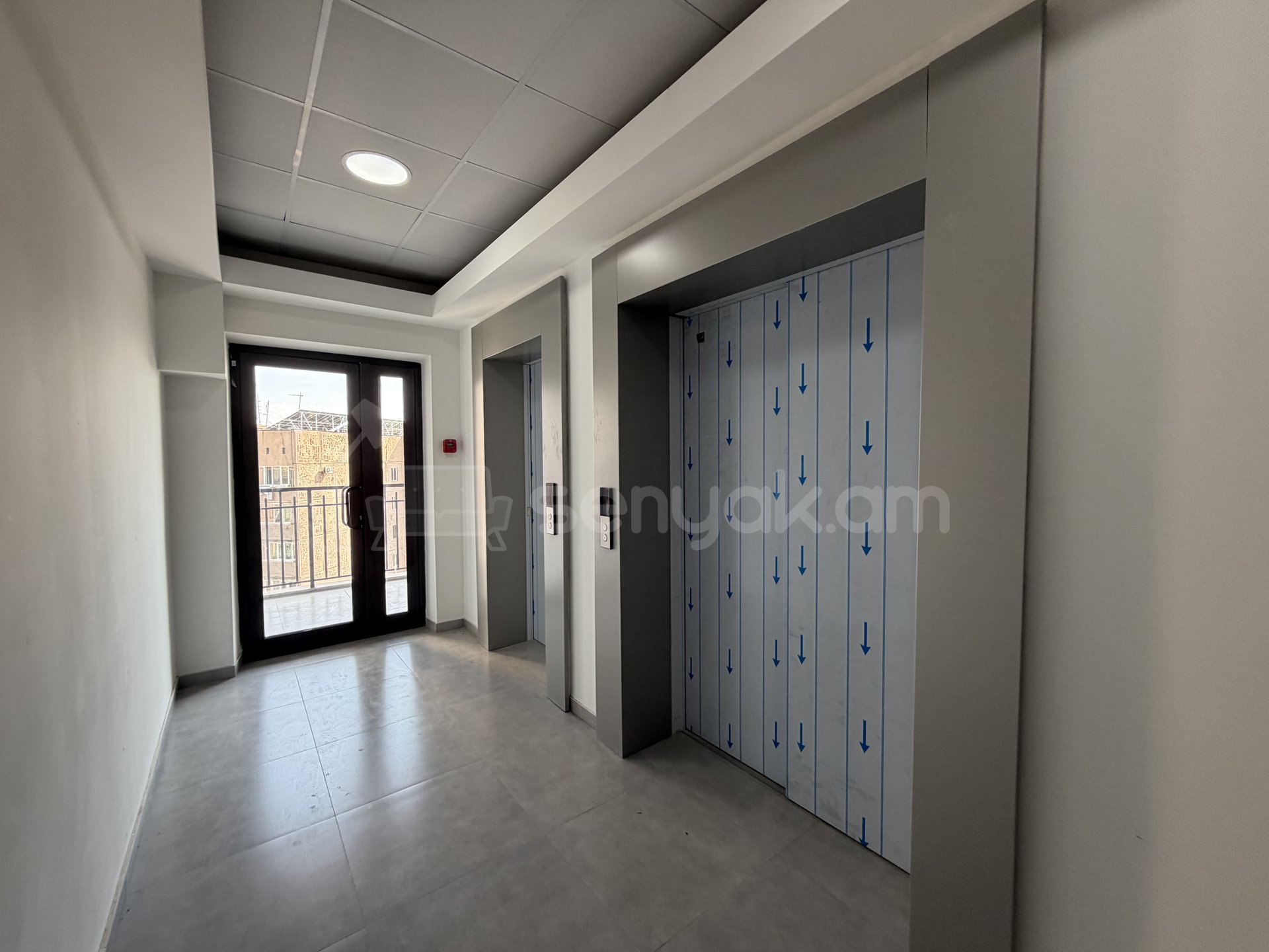 2 Սենյականոց Բնակարան Նորակառույցում, 52քմ, 9/18 հարկ, Կապիտալ Վերանորոգված