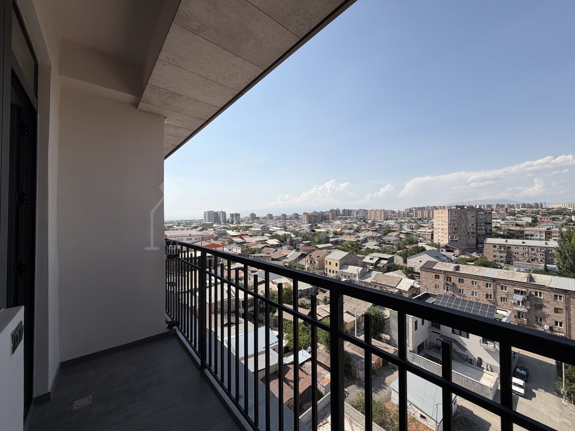 2 Սենյականոց Բնակարան Նորակառույցում, 52քմ, 9/18 հարկ, Կապիտալ Վերանորոգված