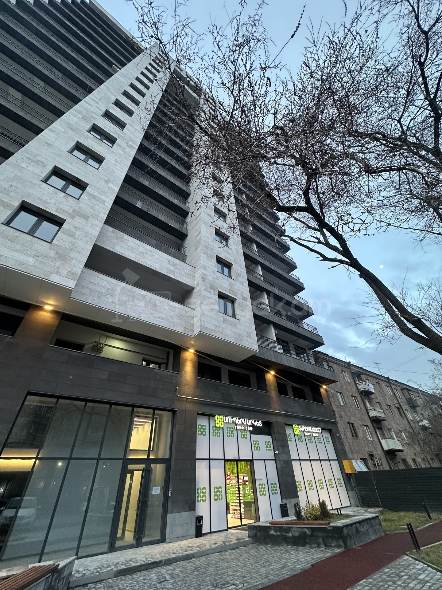 2 Սենյականոց Բնակարան Նորակառույցում, 52քմ, 9/18 հարկ, Կապիտալ Վերանորոգված