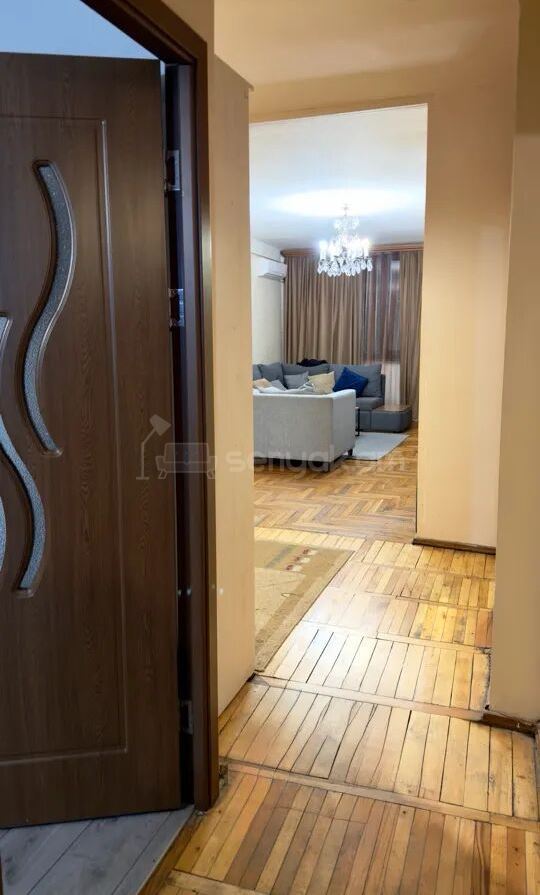 3 Սենյականոց Բնակարան, 94քմ, 9/9 հարկ, Կապիտալ Վերանորոգված