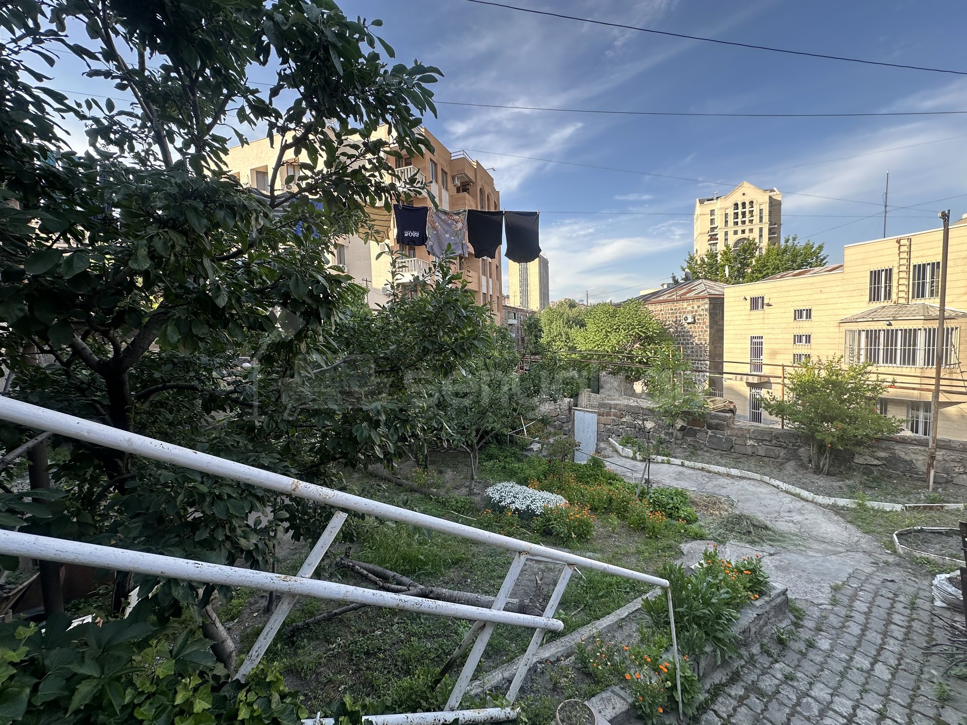 Բնակելի Նշանակության Հողատարածք, 380քմ