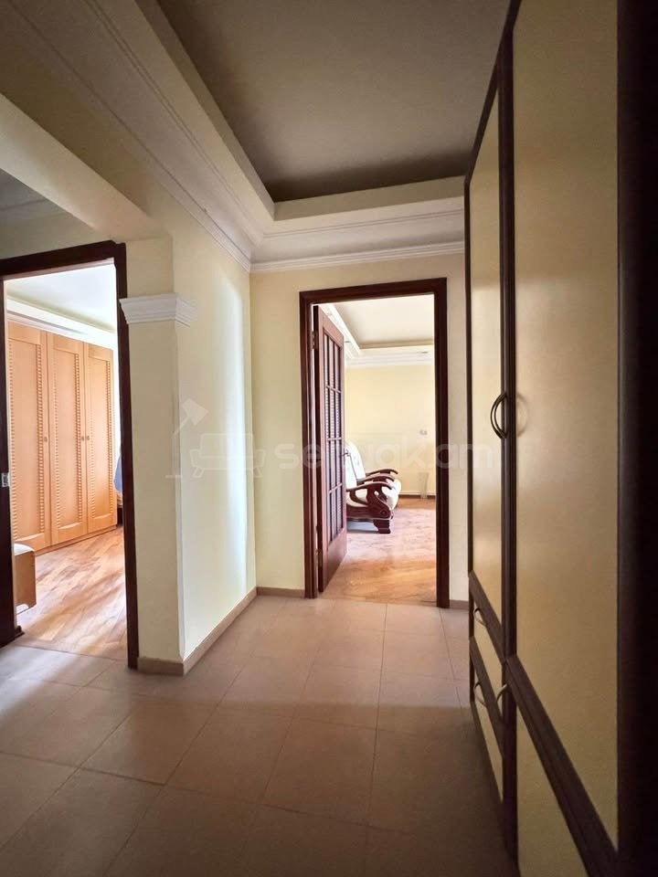 2 Սենյականոց Բնակարան, 68քմ, 6/9 հարկ, Նորմալ Վիճակում