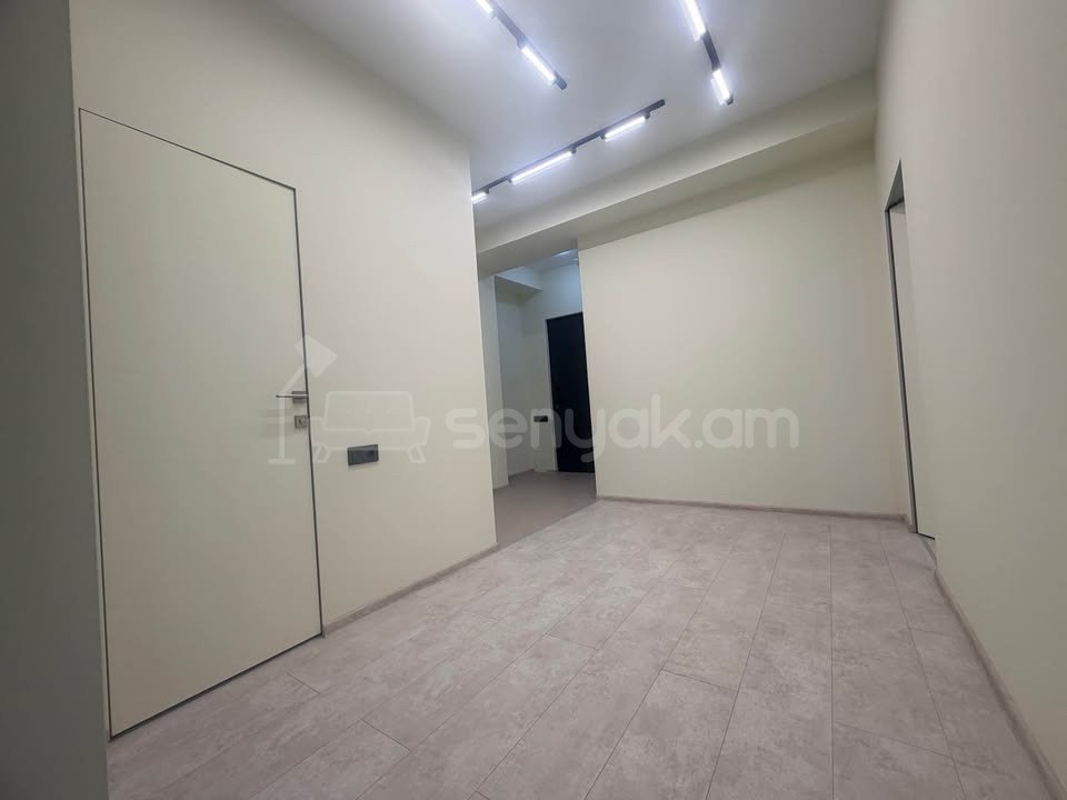 3 Սենյականոց Բնակարան Նորակառույցում, 70քմ, 2/20 հարկ, Կապիտալ Վերանորոգված