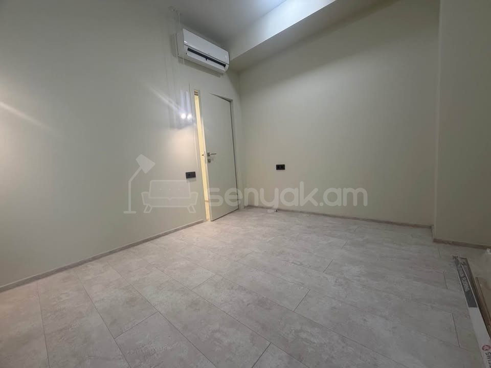 3 Սենյականոց Բնակարան Նորակառույցում, 70քմ, 2/20 հարկ, Կապիտալ Վերանորոգված