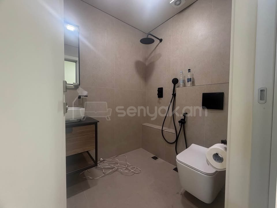 3 Սենյականոց Բնակարան Նորակառույցում, 70քմ, 2/20 հարկ, Կապիտալ Վերանորոգված