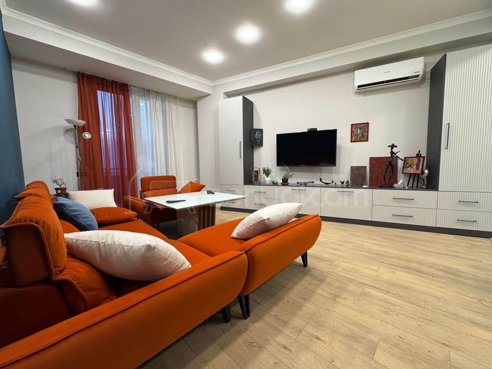 2 Սենյականոց Բնակարան Նորակառույցում, 67քմ, 2/4 հարկ, Դիզայներական Վերանորոգված