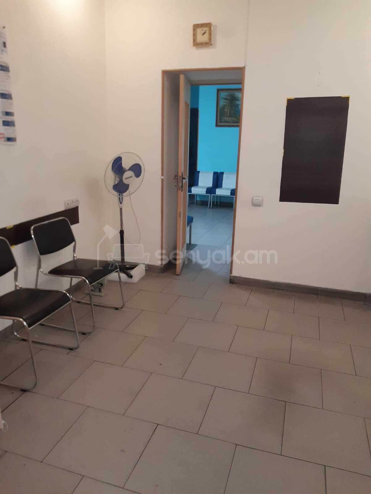 Օֆիսային Տարածք, 18քմ