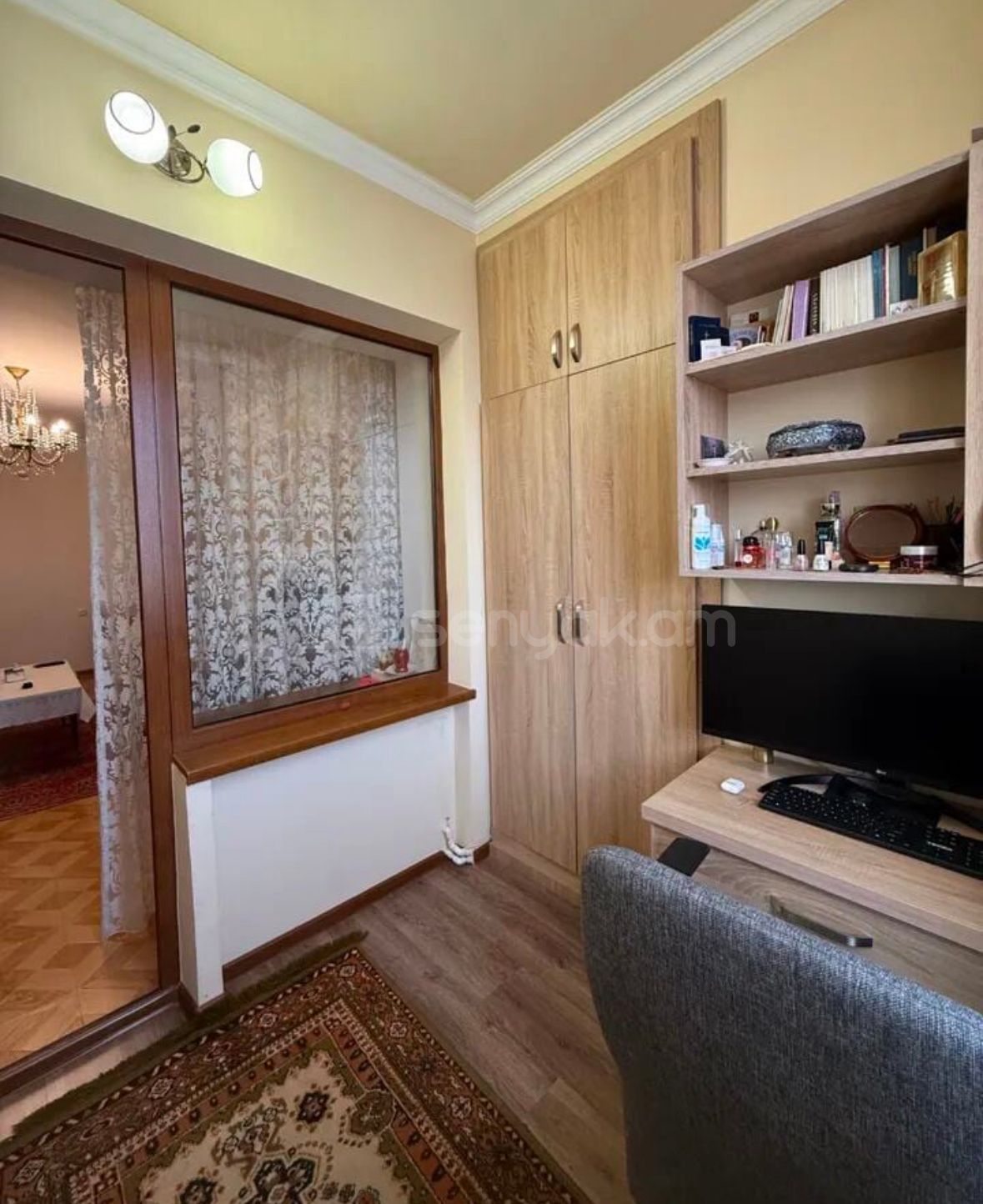 3 Սենյականոց Բնակարան Քարե Շենքում, 65քմ, 5/5 հարկ, Կապիտալ Վերանորոգված