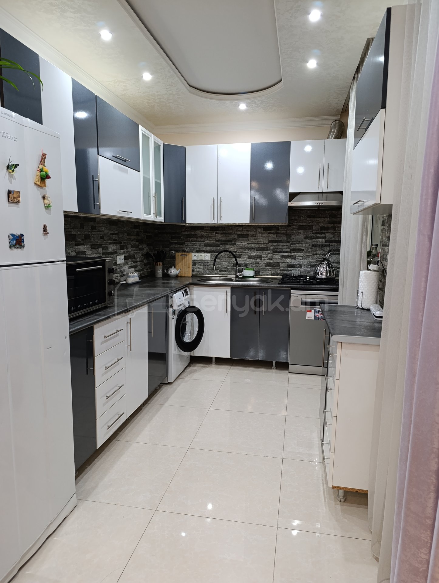 4 Սենյականոց Սեփական Տուն, 126քմ, Կապիտալ Վերանորոգված, Կահավորված