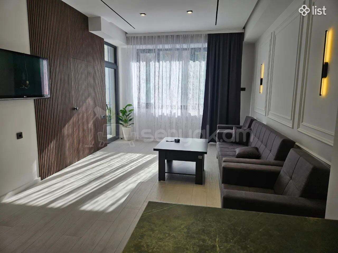 3 Սենյականոց Բնակարան Նորակառույցում, 3քմ, 5/14 հարկ, Դիզայներական Վերանորոգված