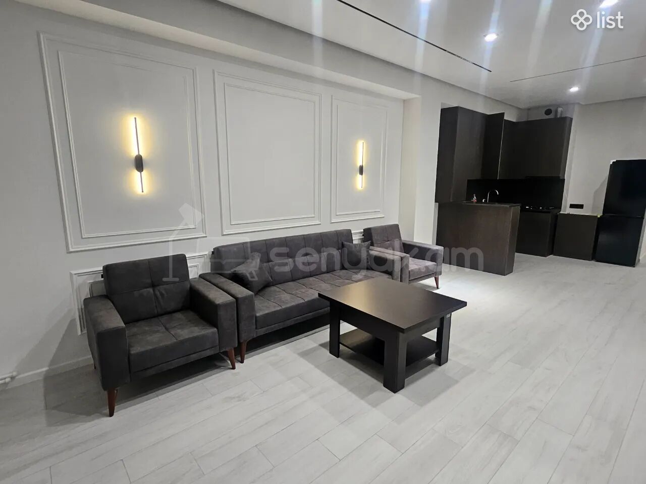 3 Սենյականոց Բնակարան Նորակառույցում, 3քմ, 5/14 հարկ, Դիզայներական Վերանորոգված