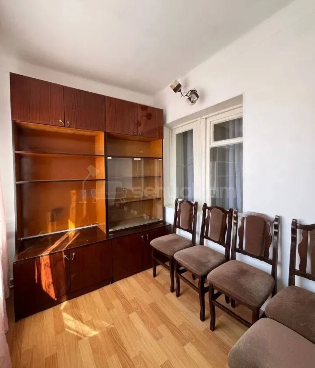 3 Սենյականոց Բնակարան Քարե Շենքում, 77քմ, 5/5 հարկ, Կապիտալ Վերանորոգված, Կահավորված, Արևկող