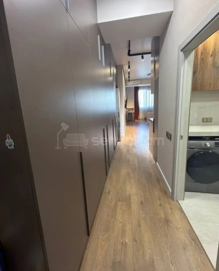 1 Սենյականոց Բնակարան Նորակառույցում, 42քմ, 4/15 հարկ, Կապիտալ Վերանորոգված