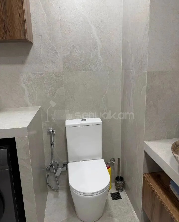 1 Սենյականոց Բնակարան Նորակառույցում, 42քմ, 4/15 հարկ, Կապիտալ Վերանորոգված