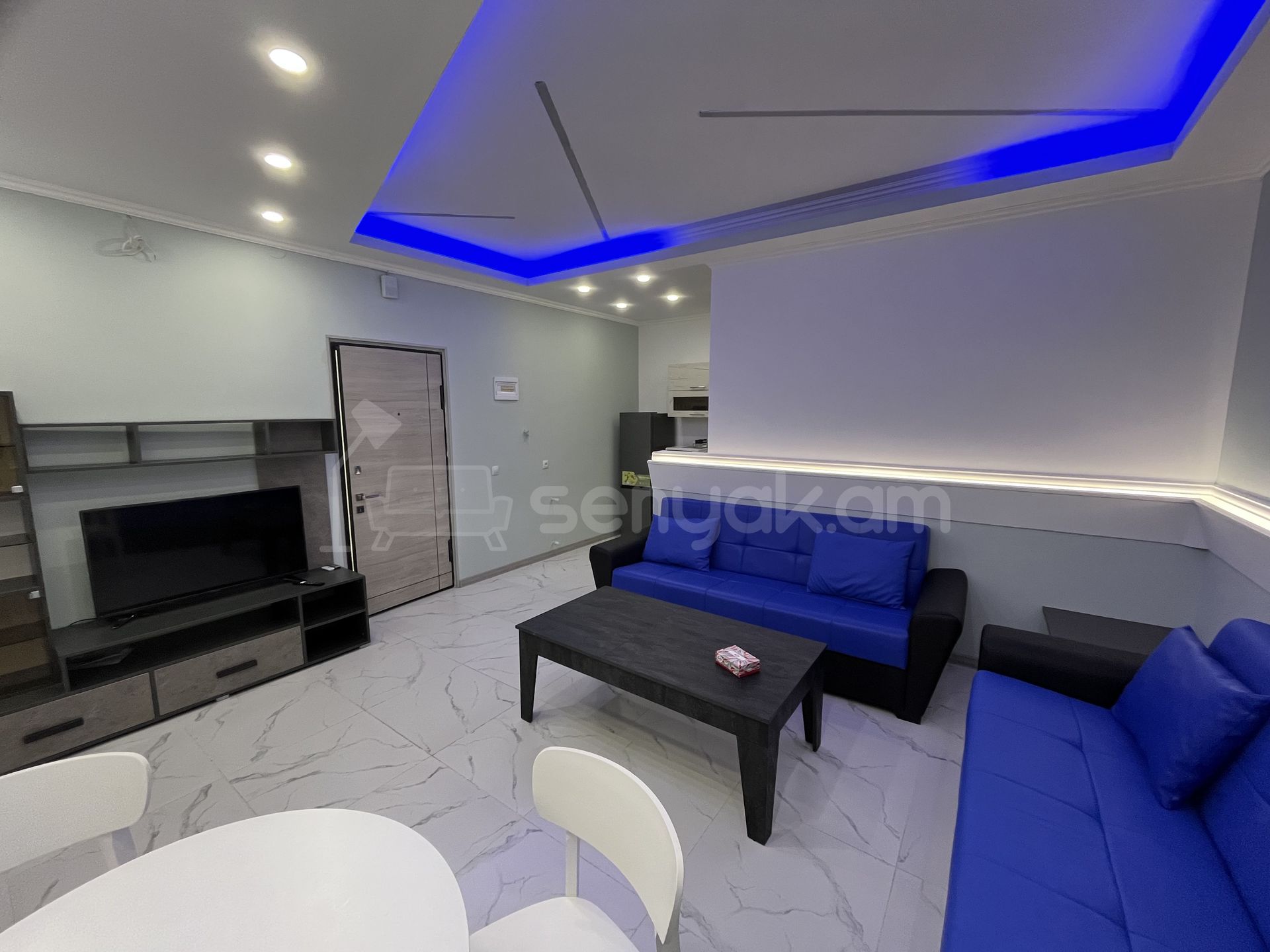 2 Սենյականոց Բնակարան, 55քմ, 1/3 հարկ, Կապիտալ Վերանորոգված