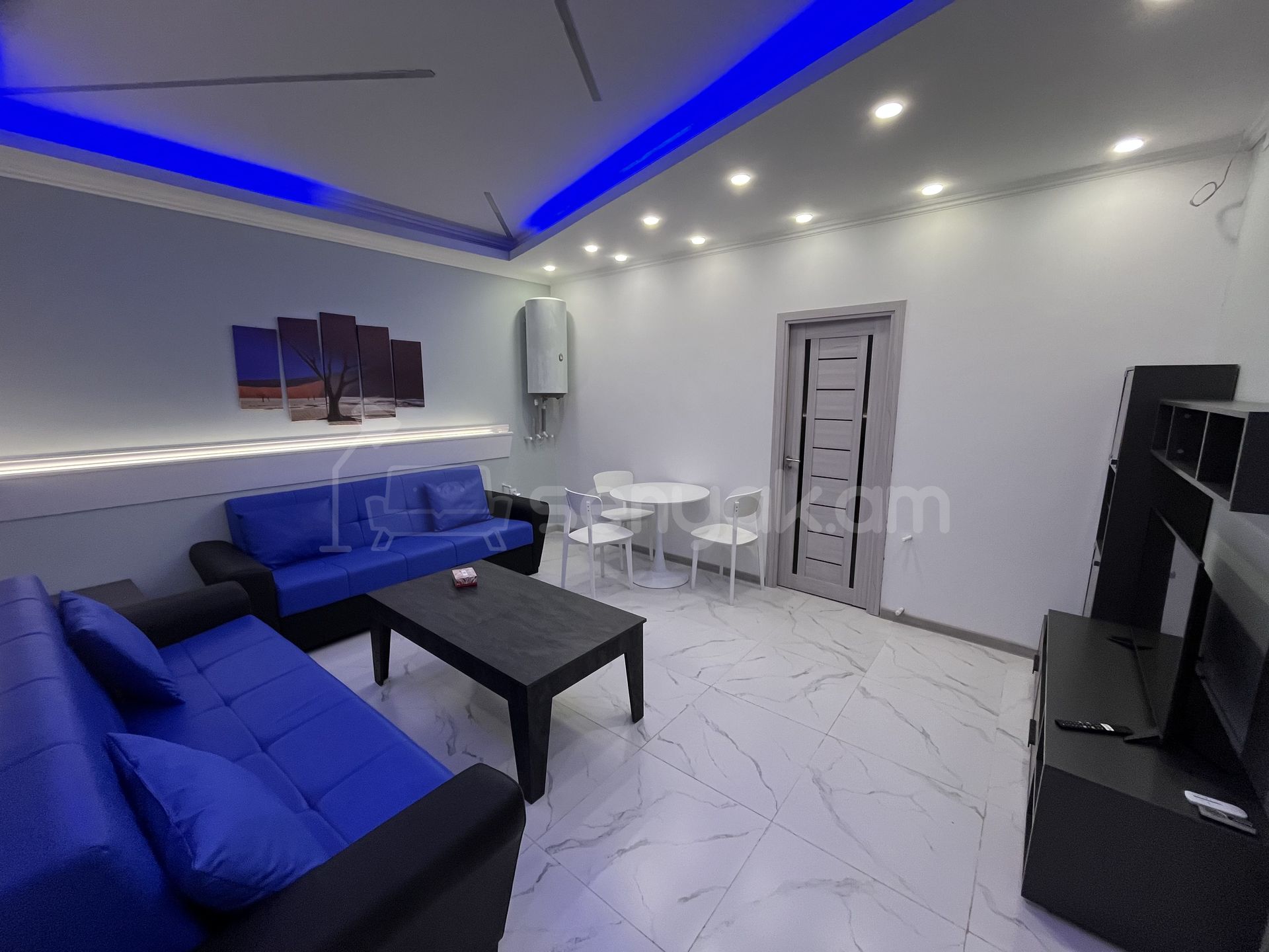 2 Սենյականոց Բնակարան, 55քմ, 1/3 հարկ, Կապիտալ Վերանորոգված