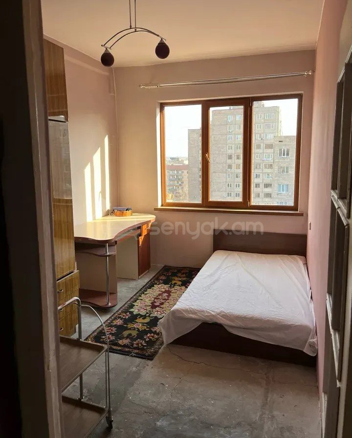 3 Սենյականոց Բնակարան, 72քմ, 9/9 հարկ, Կոսմետիկ Վերանորոգված