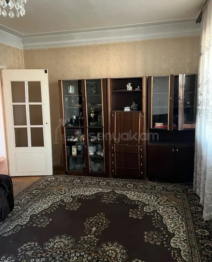 3 Սենյականոց Բնակարան, 72քմ, 9/9 հարկ, Կոսմետիկ Վերանորոգված