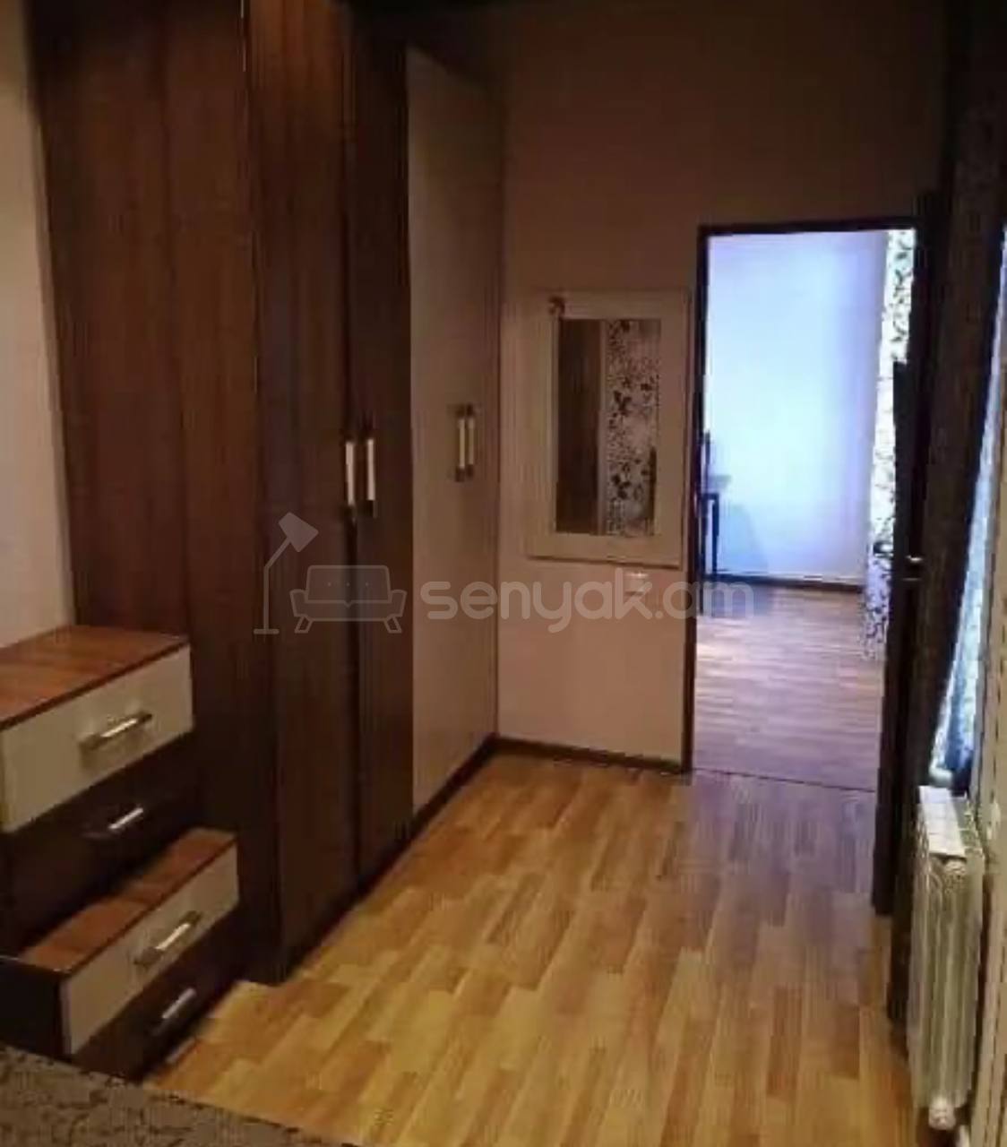 2 Սենյականոց Բնակարան Քարե Շենքում, 45քմ, 4/5 հարկ, Կապիտալ Վերանորոգված, Կահավորված