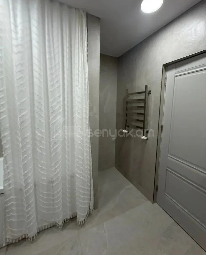 1 Սենյականոց Բնակարան Նորակառույցում, 42քմ, 4/15 հարկ, Կապիտալ Վերանորոգված