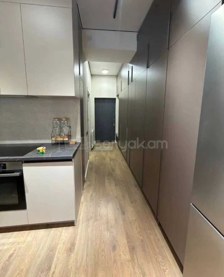 1 Սենյականոց Բնակարան Նորակառույցում, 42քմ, 4/15 հարկ, Կապիտալ Վերանորոգված