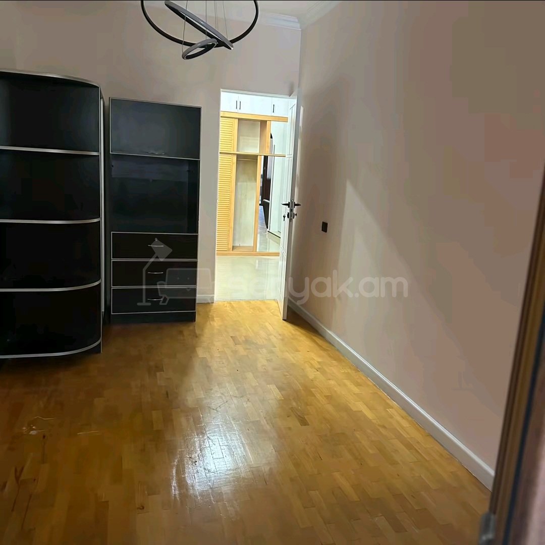 2 Սենյականոց Բնակարան, 63քմ, 1/9 հարկ, Կապիտալ Վերանորոգված, Կահավորված, Արևկող