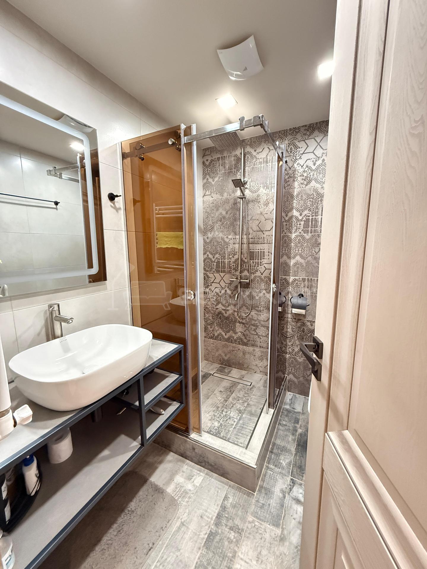 2 Սենյականոց Բնակարան Նորակառույցում, 55քմ, 3/8 հարկ, Դիզայներական Վերանորոգված