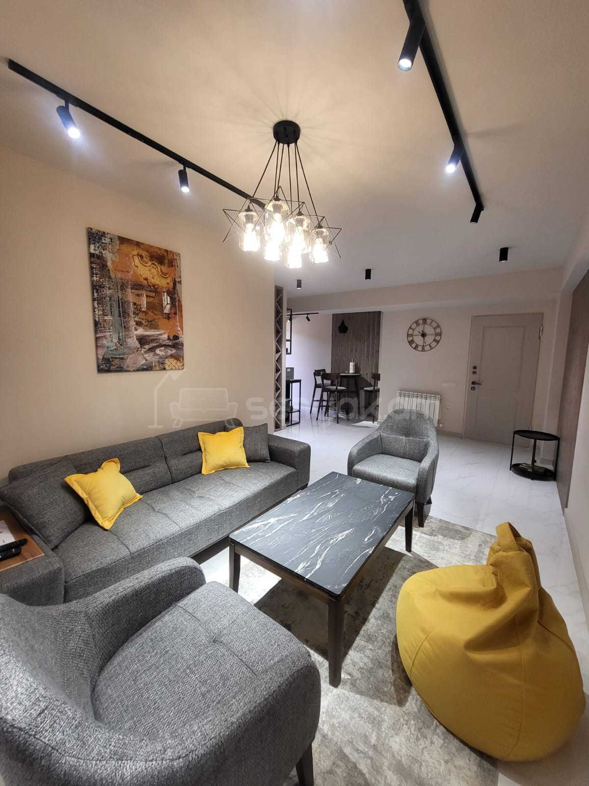 2 Սենյականոց Բնակարան Նորակառույցում, 55քմ, 3/8 հարկ, Դիզայներական Վերանորոգված