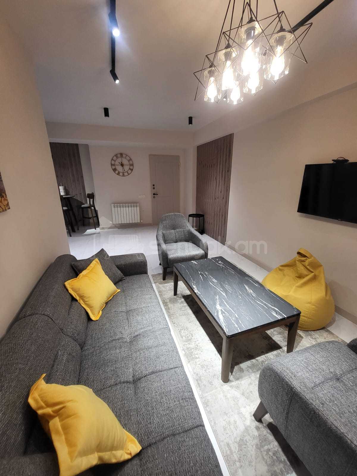 2 Սենյականոց Բնակարան Նորակառույցում, 55քմ, 3/8 հարկ, Դիզայներական Վերանորոգված