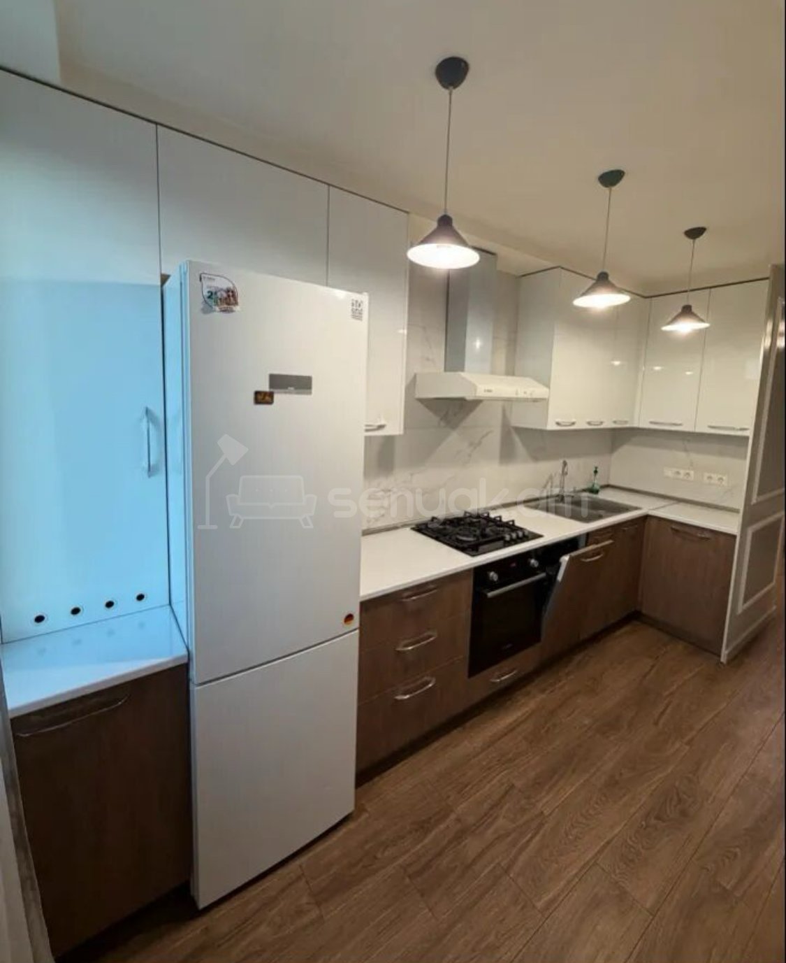 2 Սենյականոց Բնակարան Քարե Շենքում, 65քմ, 3/5 հարկ, Կապիտալ Վերանորոգված, Կահավորված